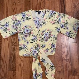 Forever 21 cropped blouse